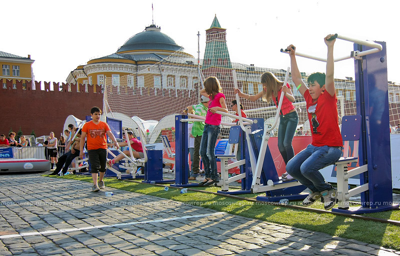 Москва, Московский репортаж, Красная площадь, Военно-спортивный фонд, ГТО, 80 лет, баскетбол, футбол