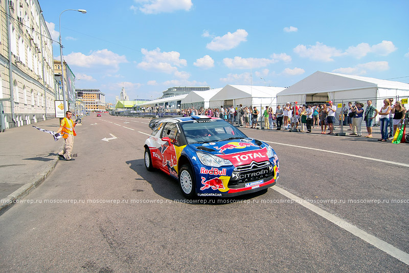 Москва, Московский репортаж, Moscow City Racing, Касперский, КамАЗ, Scuderia Ferrari, Vodafone McLaren Mercedes, Team Lotus, Mobil1, МегаФон Моторспорт, Formula 1, F1, Citroen