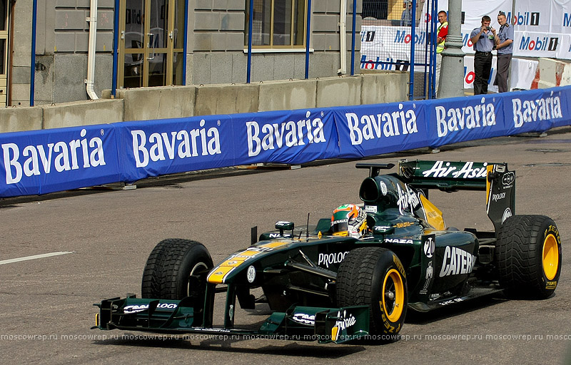 Москва, Московский репортаж, Moscow City Racing, Касперский, КамАЗ, Scuderia Ferrari, Vodafone McLaren Mercedes, Team Lotus, Mobil1, МегаФон Моторспорт, Formula 1, F1, Citroen