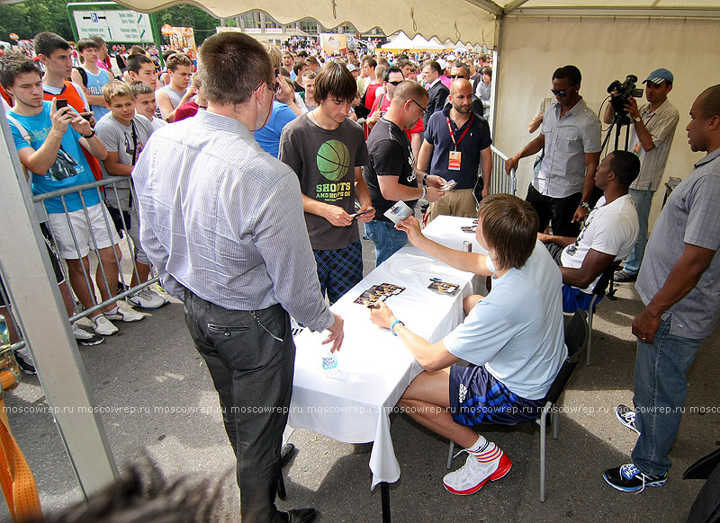 Московский репортаж, Москва, NBA 5 United, Adidas, Дуайт Ховард, Андрей Кириленко, баскетбол, Лужники