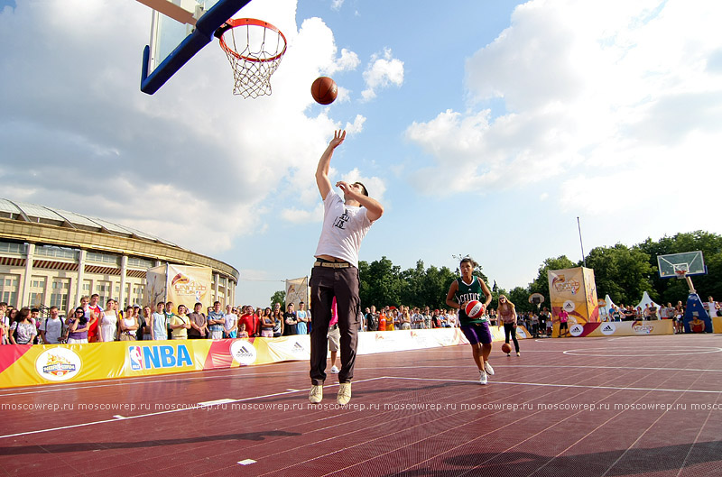 Московский репортаж, Москва, NBA 5 United, Adidas, Дуайт Ховард, Андрей Кириленко, баскетбол, Лужники