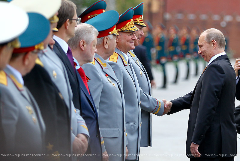 Московский репортаж, Москва, 8 мая, Возложение венков, Путин, Собянин, </p>
<p>Патриарх Кирилл