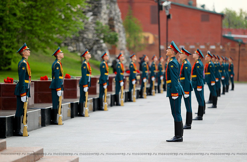 Московский репортаж, Москва, 8 мая, Возложение венков, Путин, Собянин, </p>
<p>Патриарх Кирилл