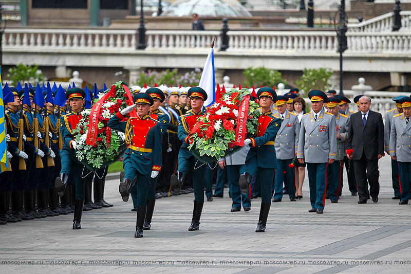 Московский репортаж, Москва, 8 мая, Возложение венков, Путин, Собянин, </p>
<p>Патриарх Кирилл