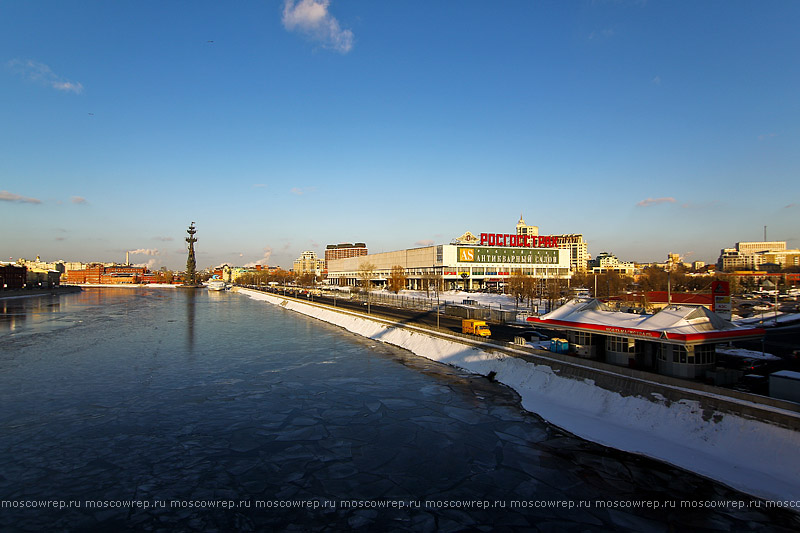 Московский репортаж, Москва, ЦДХ, Российский антикварный салон