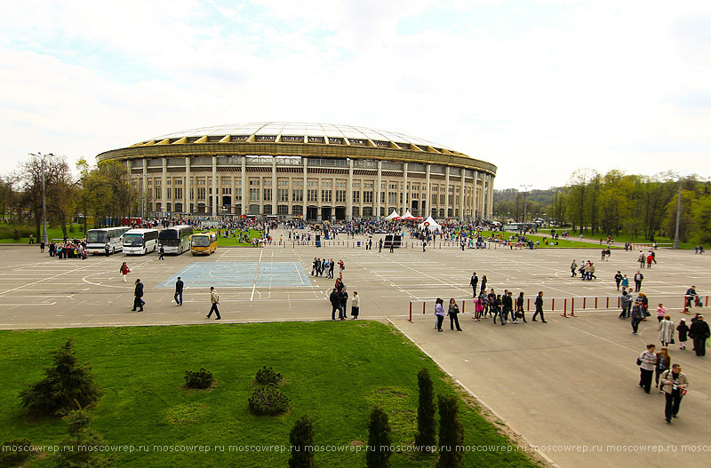 Московский репортаж, Москва, 1 мая, Лужники, Стритбол