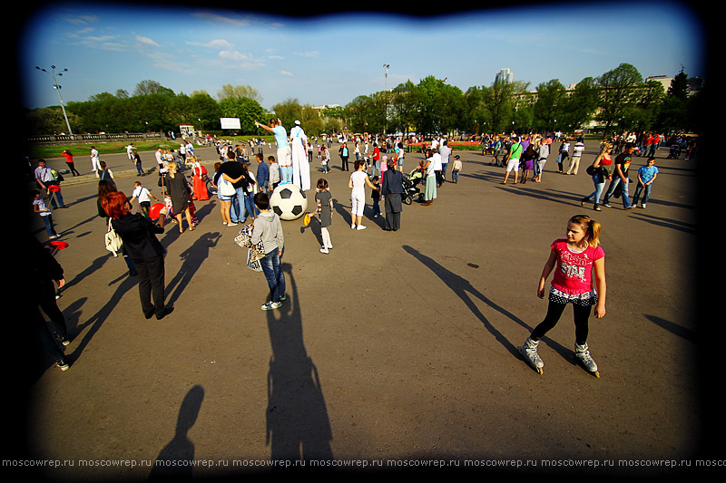 Московский репортаж, Москва, Парк Горького, Цирк