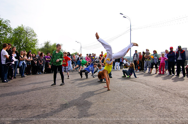 Московский репортаж, Москва, Танцы, Парк горького