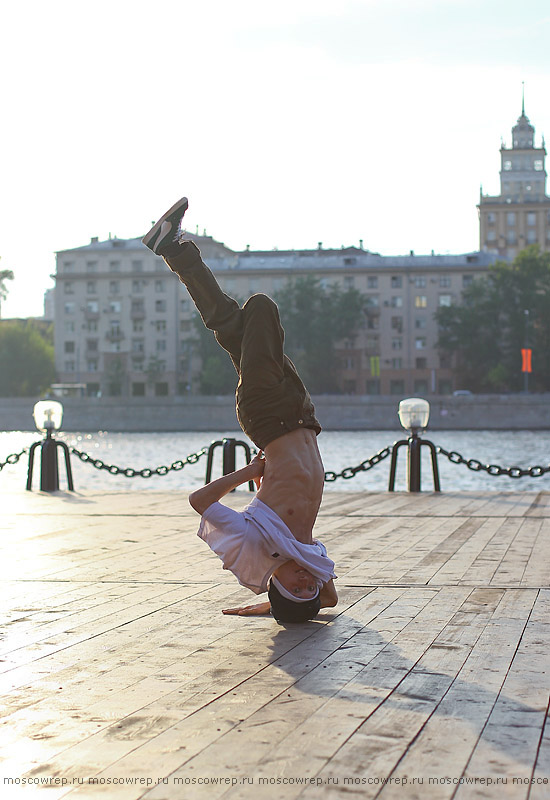 Московский репортаж, Москва, Танцы, Парк горького