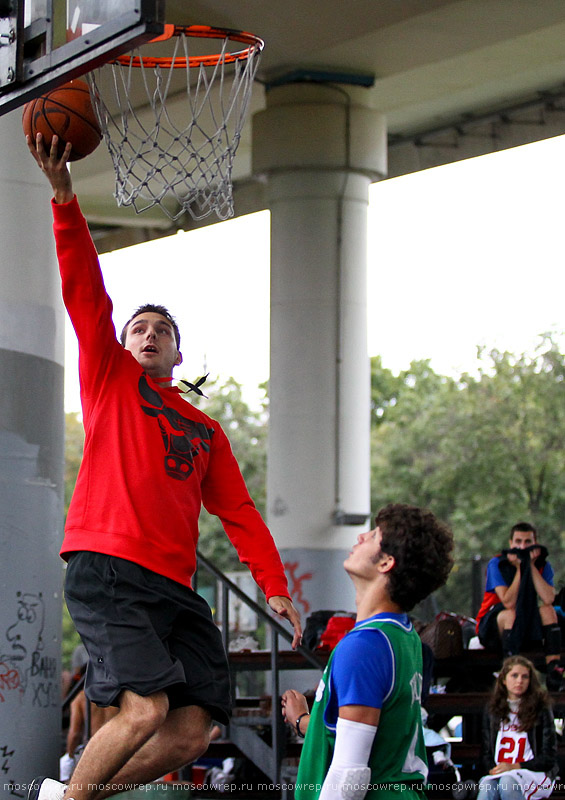 Московский репортаж, Москва, Ghetto Basket, Под Мостом