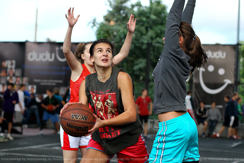 Московский репортаж, Москва, Ghetto Basket, Под Мостом