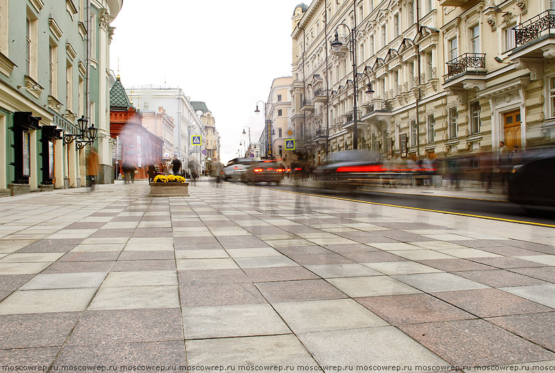 Московский репортаж, Москва, Большая Дмитровка, пешеходная зона