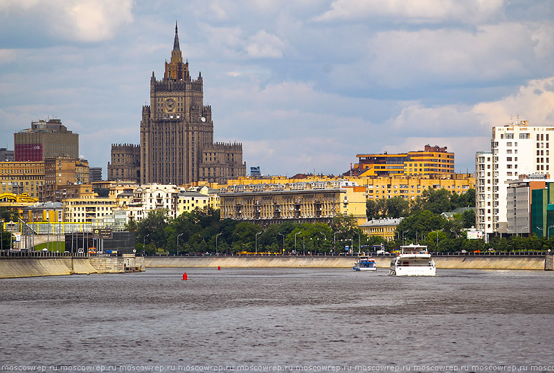 Московский репортаж, Москва, Москва река, ССК