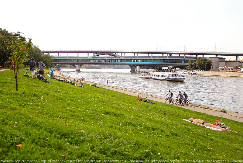 Московский репортаж, Москва, Нескучный сад