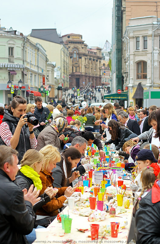 Московский репортаж, Москва, Кузнецкий мост, Пасха