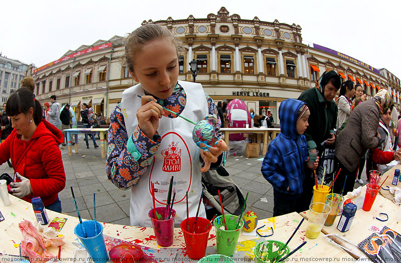 Московский репортаж, Москва, Кузнецкий мост, Пасха
