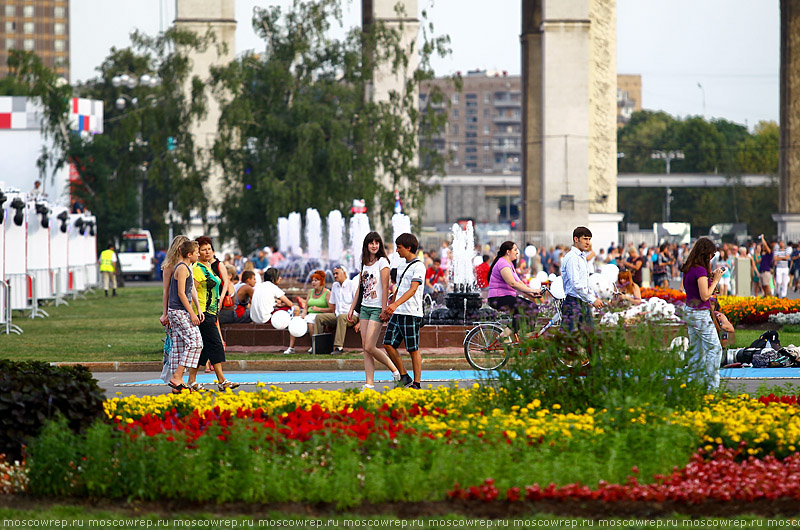 Московский репортаж, Москва, 75 лет ВДНХ