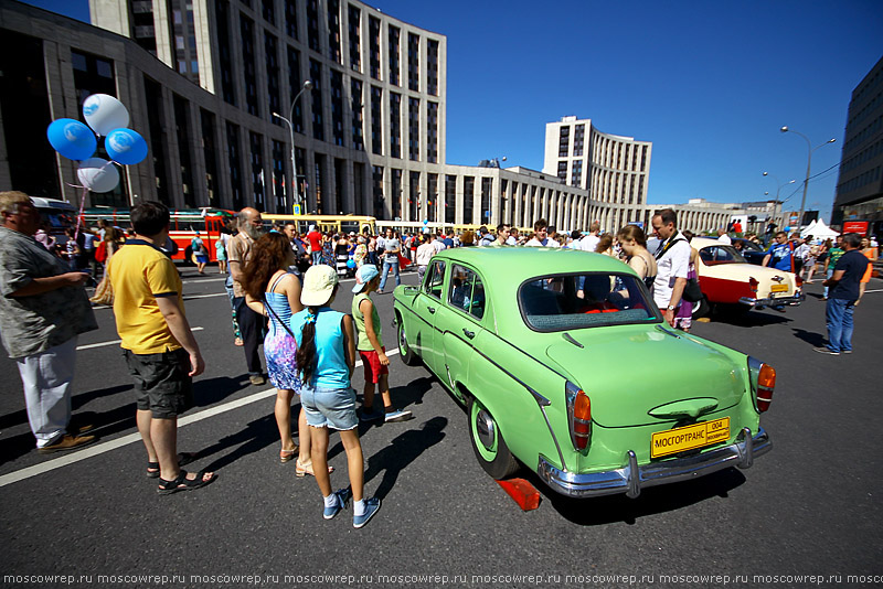 Москва, Московский репортаж, Парад автобусов, Парад ретро-автобусов, 91 год московскому автобусу