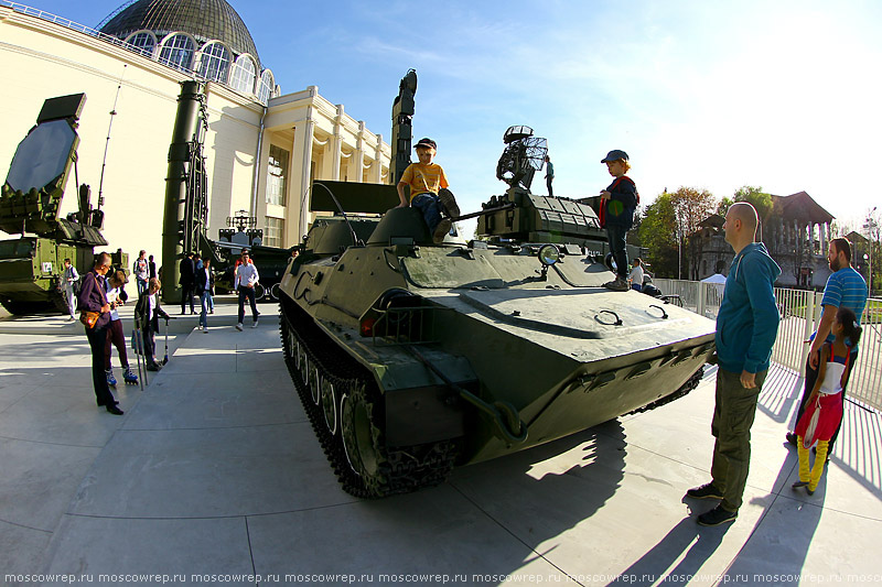 Московский репортаж, Москва, ВДНХ, День Победы, 9 мая