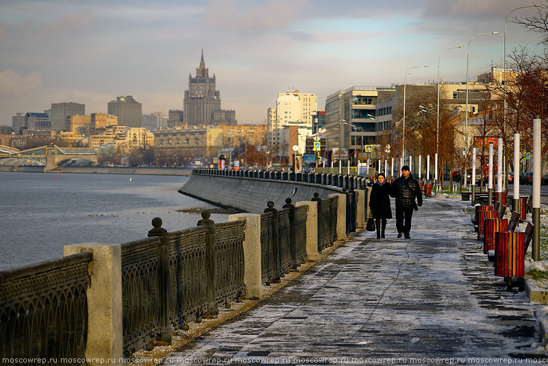 Московский репортаж, Москва, Москва пешеходная, пешеходные зоны, Новодевичий, Новодевичий монастырь, Лужнецкий проезд, Новодевичий проезд, Новодевичья набережная