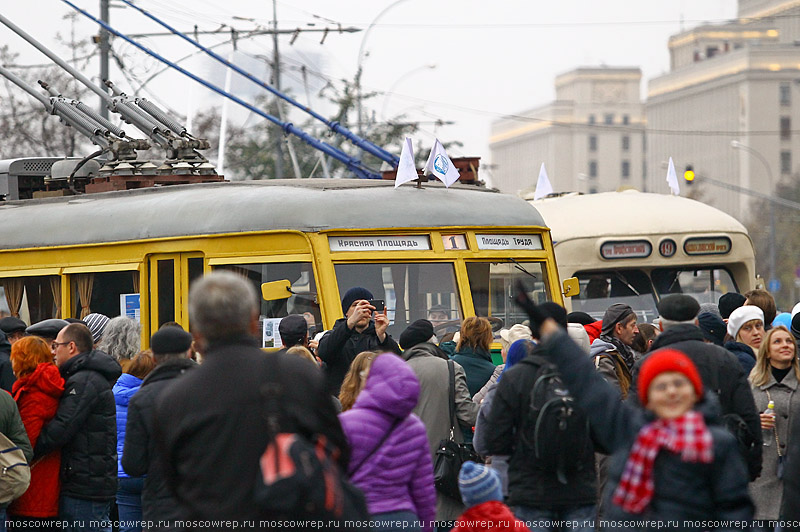 Москва, Московский репортаж, Мосгортранс, Праздник московского троллейбуса, парад троллейбусов, ретротроллейбус, троллейбус