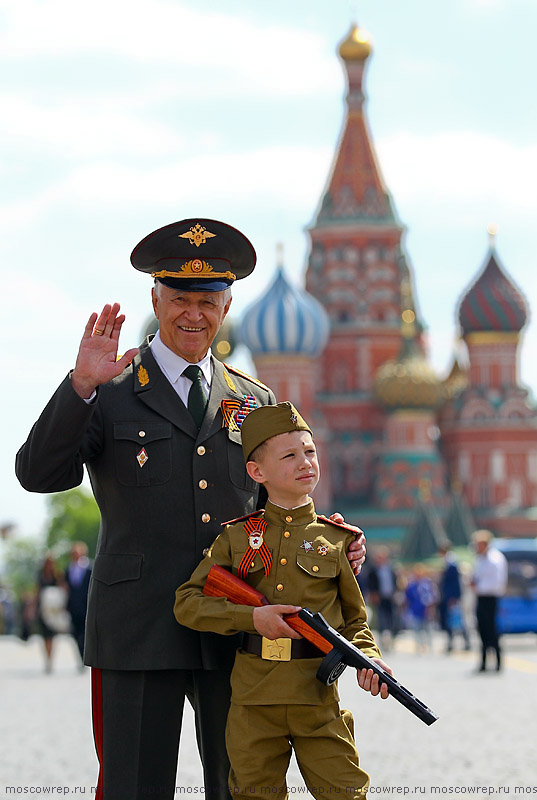 Московский репортаж, Москва, День Победы, 9 мая, Парад Победы, Красная площадь