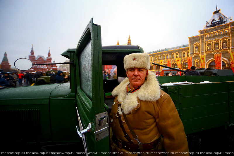 Московский репортаж, Москва, Парад 7 ноября 1941 года, Красная площадь