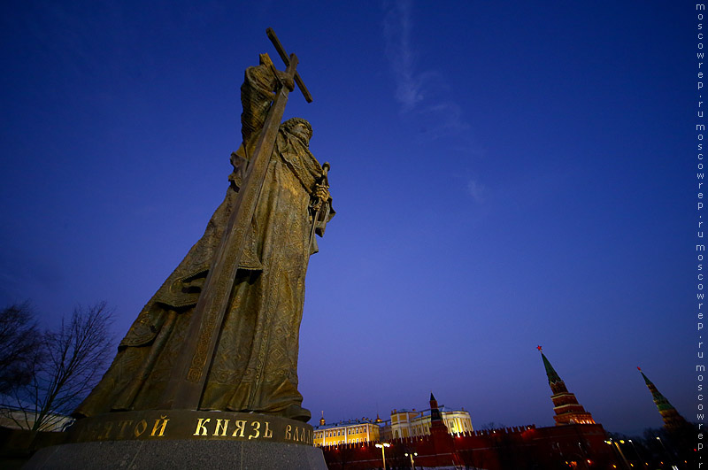 Московский репортаж, Москва, Православие, памятник князю Владимиру крестителю Руси