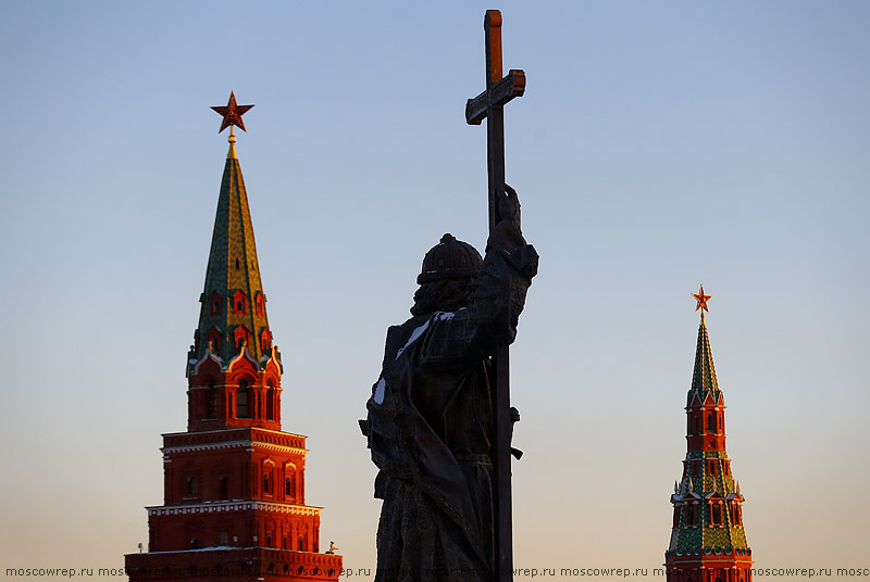 Московский репортаж, Москва, Православие, памятник князю Владимиру крестителю Руси